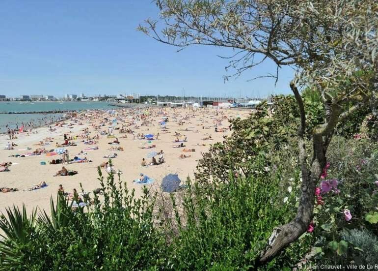Au Coeur Du Centre Ville De La Rochelle Au Calme Avec Stationnement Gratuit Εξωτερικό φωτογραφία
